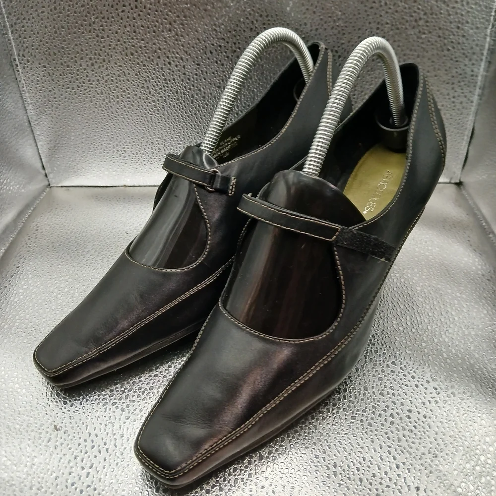 Aeropostale Black Leather Heels Women's Size 10